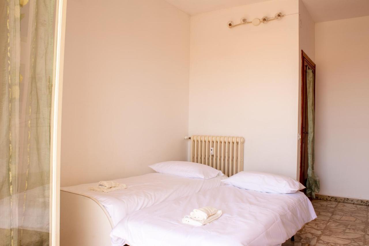 Posto Auto Gratuito Relax A 30 Metri Dal Mare Apartment Riva Ligure Luaran gambar